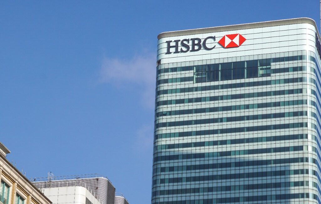 HSBC launched a $4 billion credit facility to help Chinese clean technology, EV and AI companies expand globally.