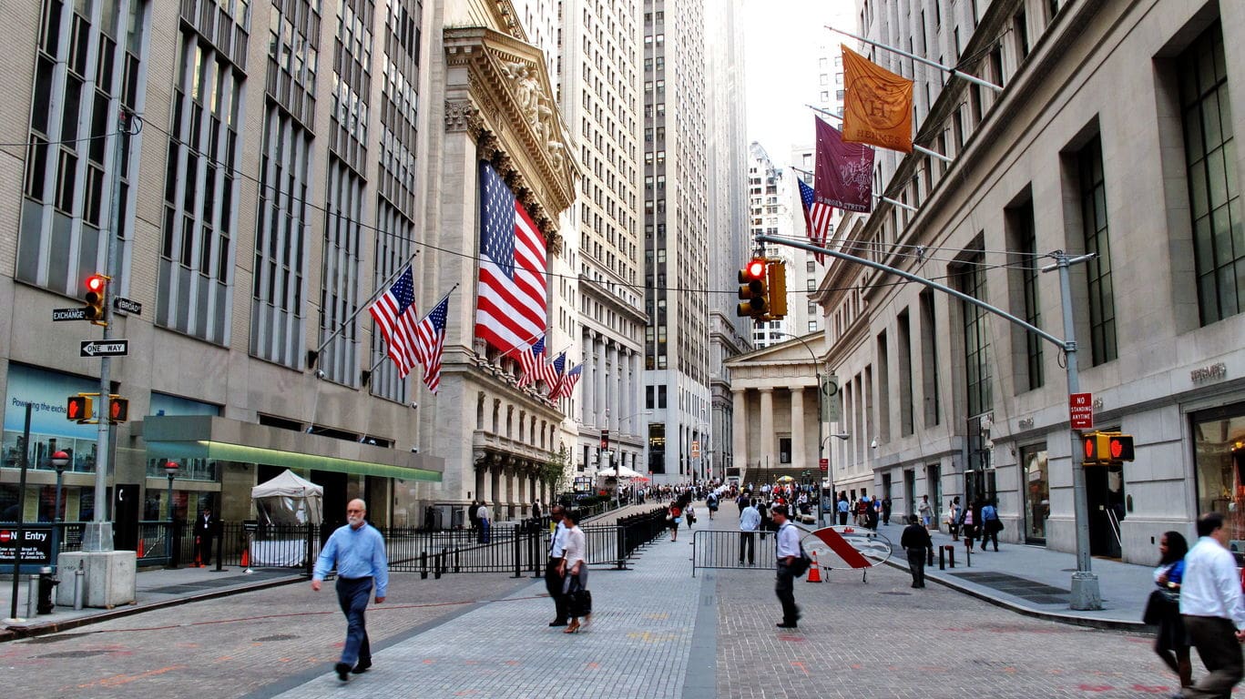 US futures slide as Treasury yields hit 4.54% and oil jumps on Hormuz fears after Iran war escalation.